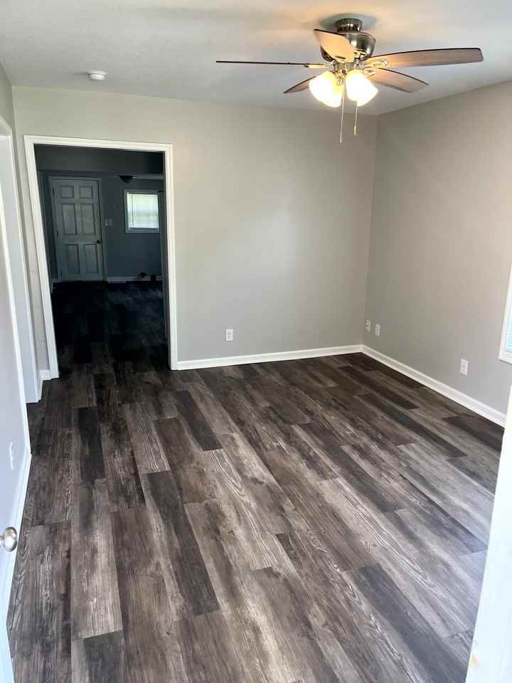 318 West Oak Street - Photo 2 of 16