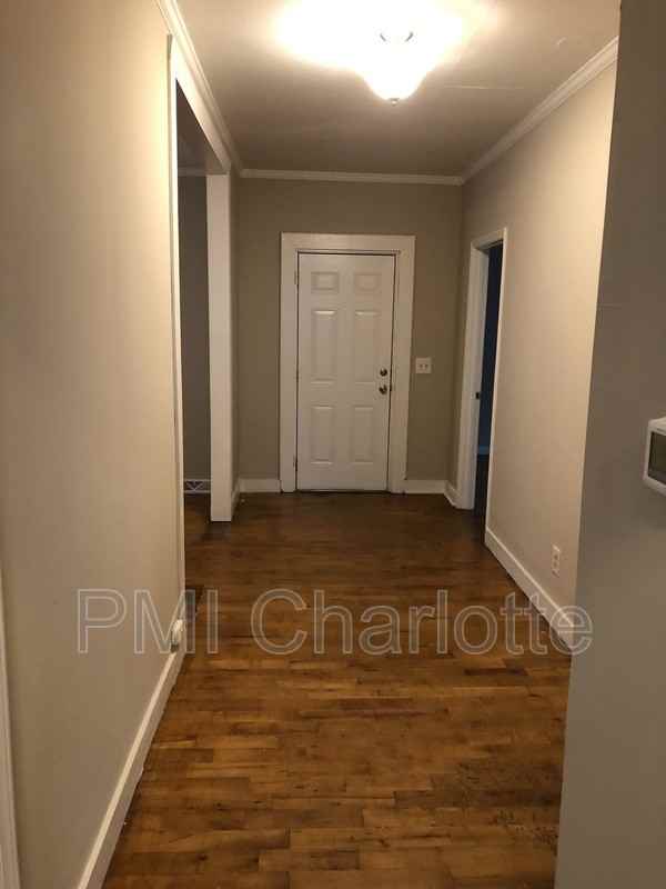 1707 Parkdale Avenue - Photo 2 of 9