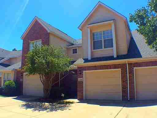 2400 Southlake Ct - Photo 2 of 15