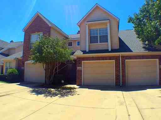 2400 Southlake Ct - Photo 3 of 15