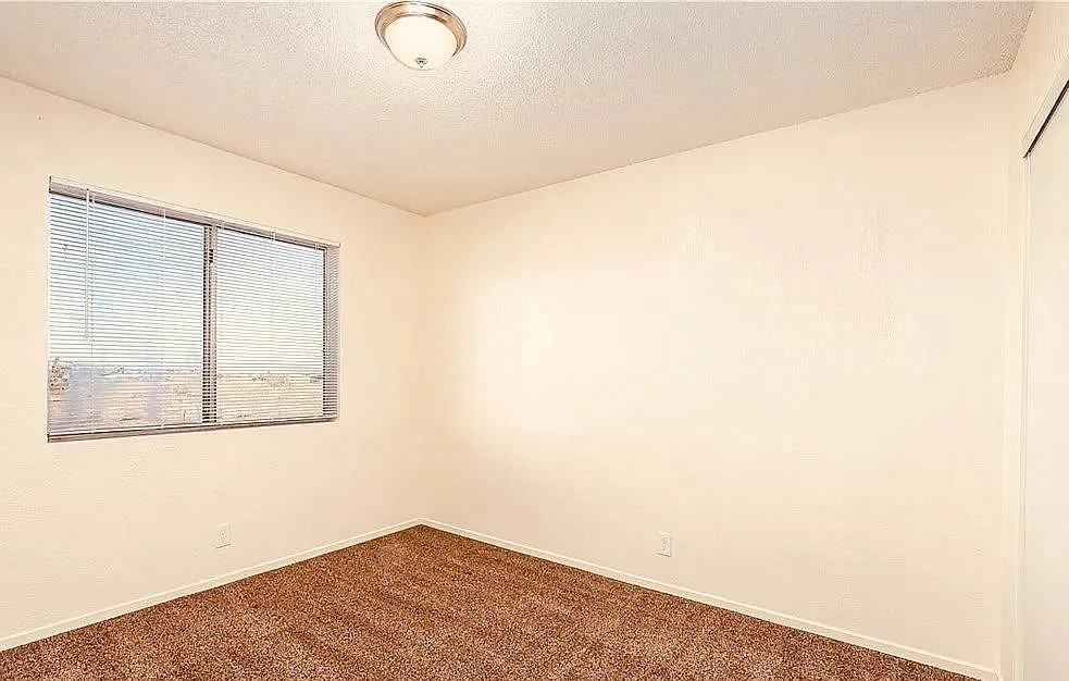 6611 California City Blvd #A - Photo 2 of 6