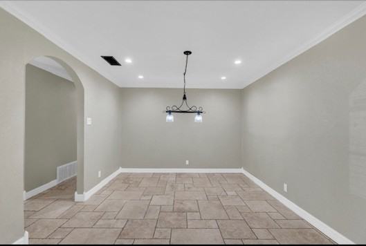 127 Meadow Path Dr #NA - Photo 3 of 11