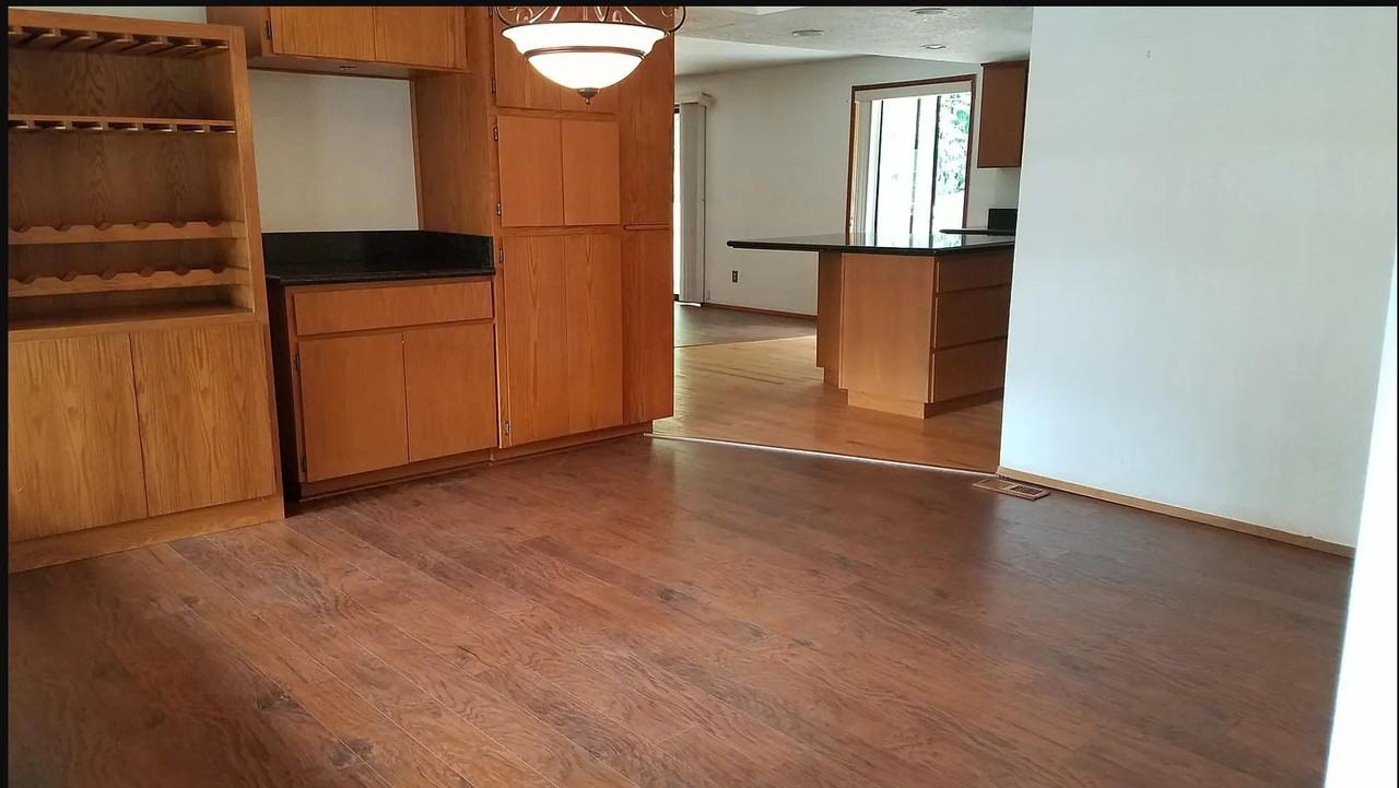 10816 30th Drive Southeast - Photo 2 of 9