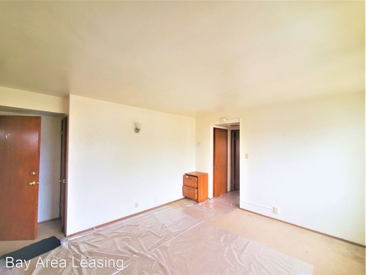2599 61st Ave - Photo 3 of 8