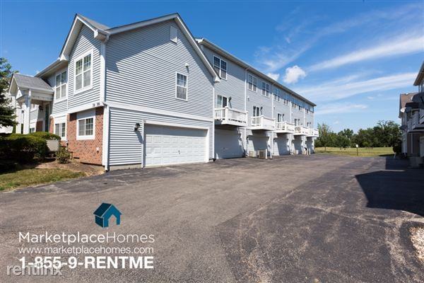 383 Holiday Ln - Photo 3 of 28