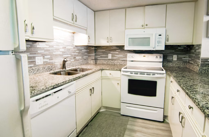 5500 North Ocean Boulevard - Photo 4 of 21