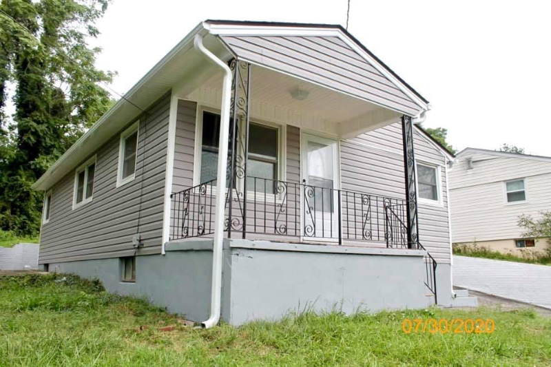 2318 Shull Rd Ne - Photo 2 of 27