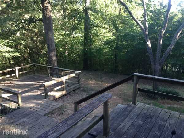 217 Hilltop Rd - Photo 2 of 10