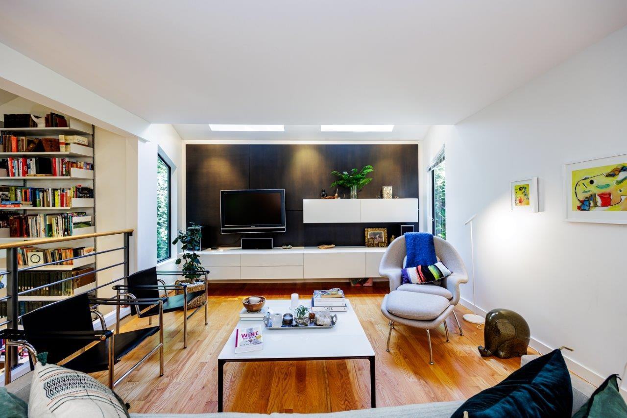 5519 Huckleberry Lane - Photo 3 of 32