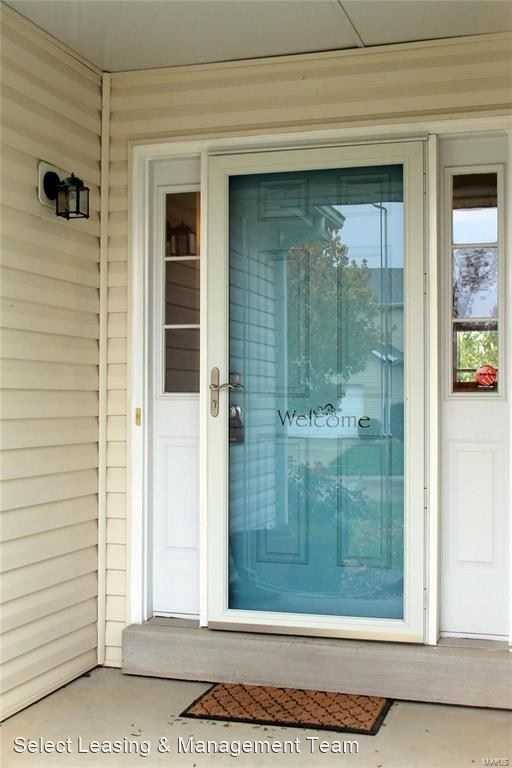 1972 Briarfield Dr - Photo 3 of 27