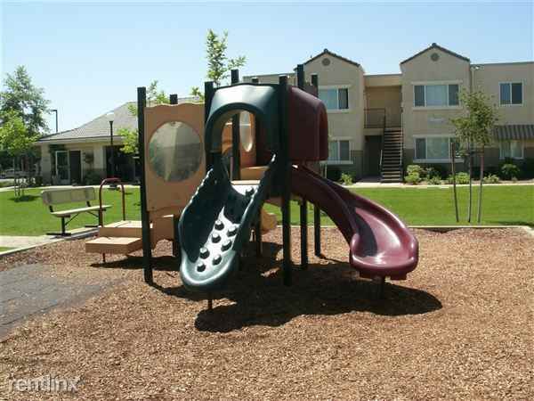 Lamont/Digiorgio Road Apartments - Photo 2 of 14