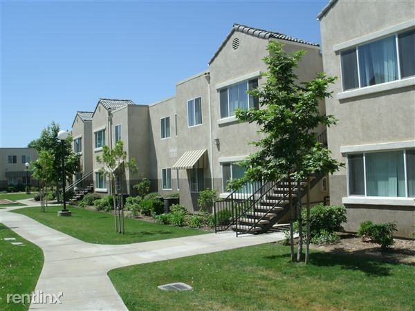 Lamont/Digiorgio Road Apartments - Photo 3 of 14