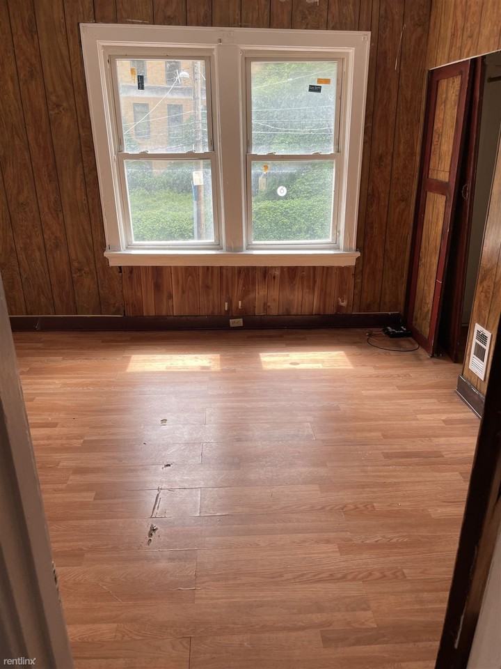 6637 Shetland St - Photo 2 of 9