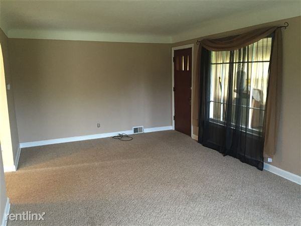 13065 Gera Rd - Photo 2 of 6