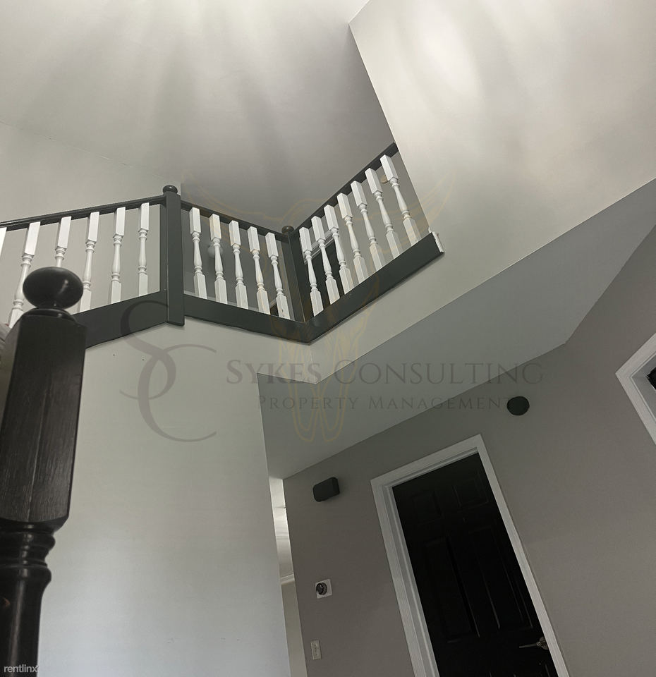 164 Candle Brook Dr - Photo 2 of 13