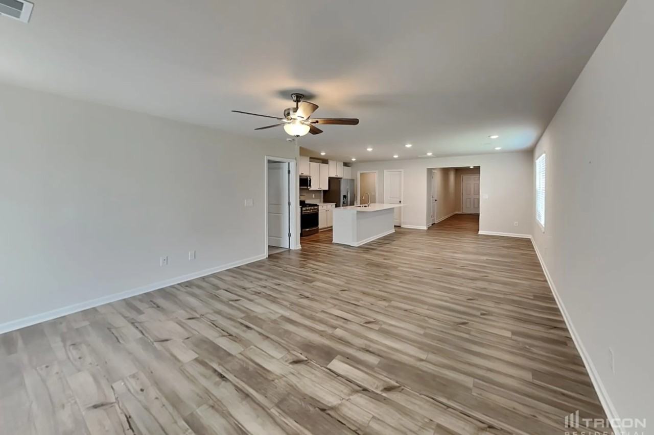 219 Burbage Ct - Photo 2 of 16