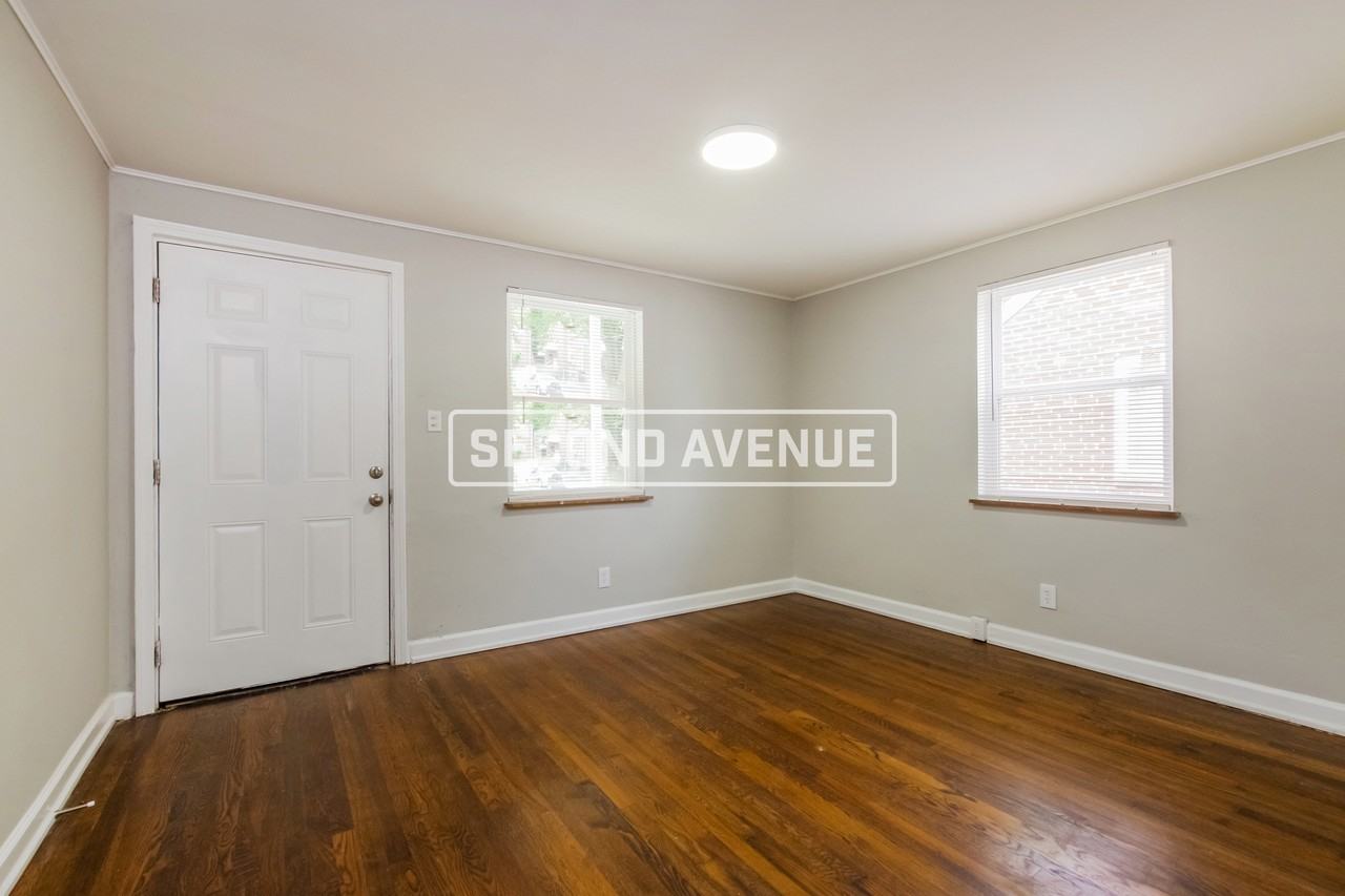 206 Escalon St - Photo 2 of 8