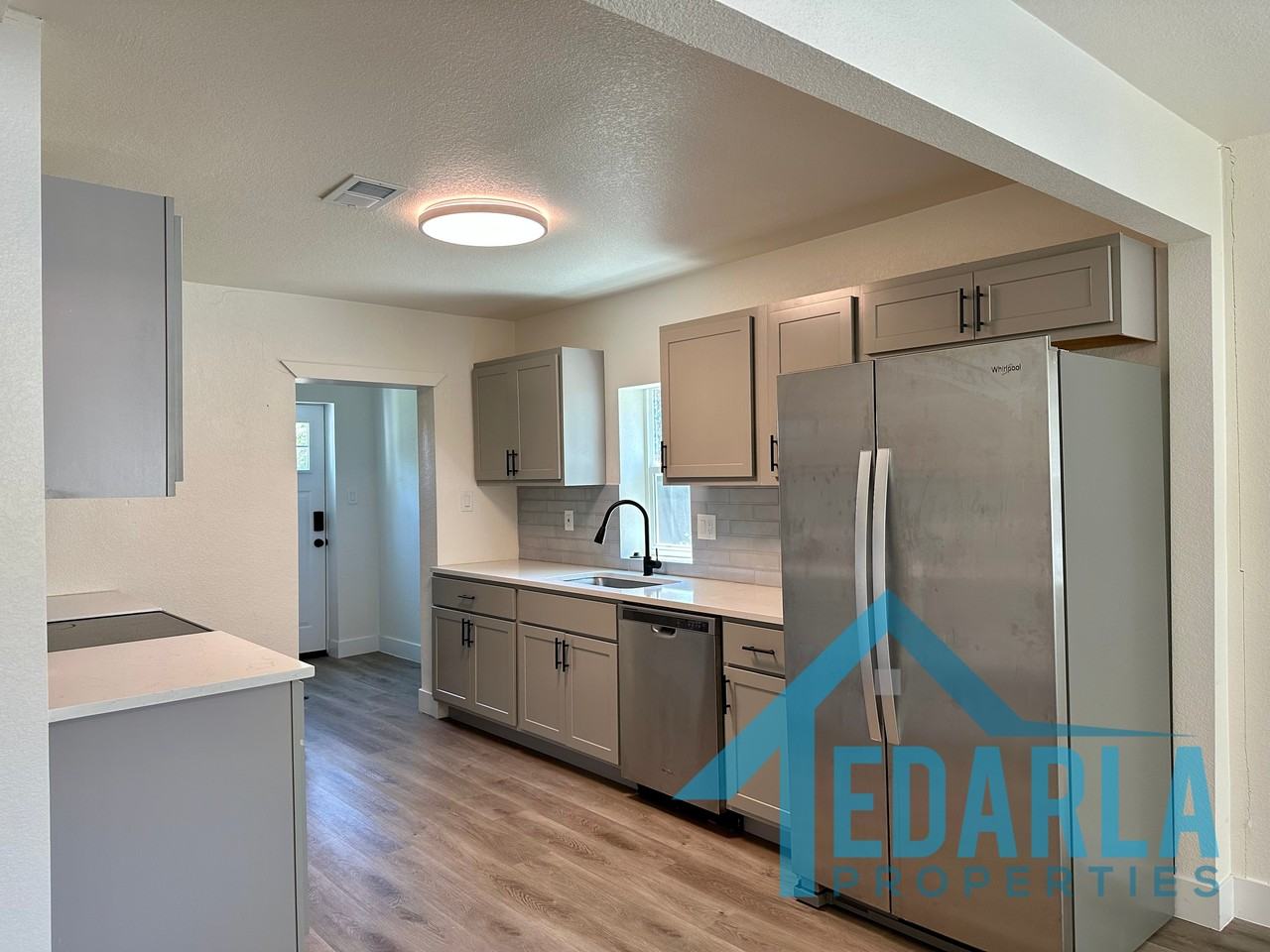 1070 S Irving St - Photo 6 of 15