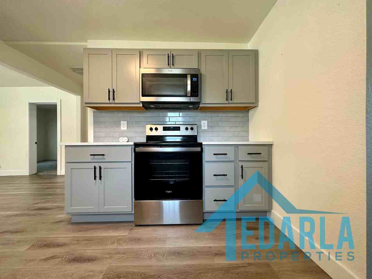 1070 S Irving St - Photo 7 of 15