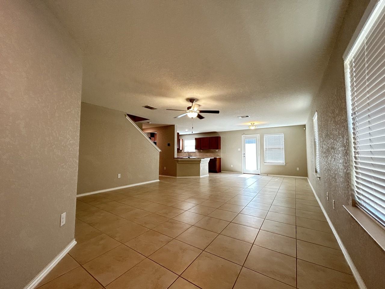 9606 Pleasanton Sq - Photo 2 of 17