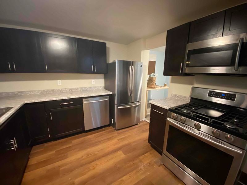 106 Cherry St #B - Photo 2 of 12