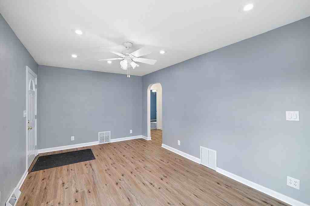 8226 Ellsworth Ct #NA - Photo 2 of 7