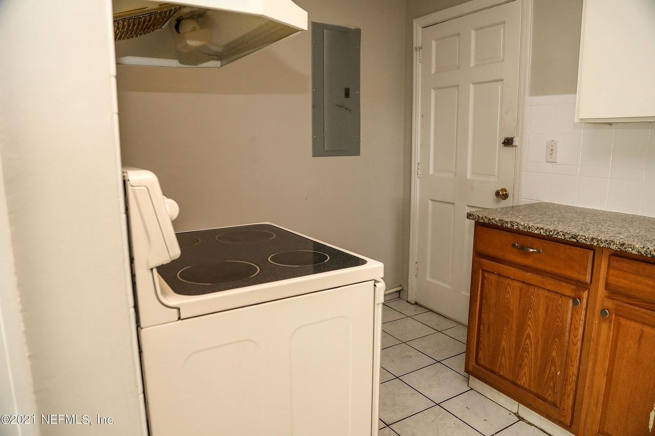 3526 Indigo Dr #NA - Photo 3 of 11