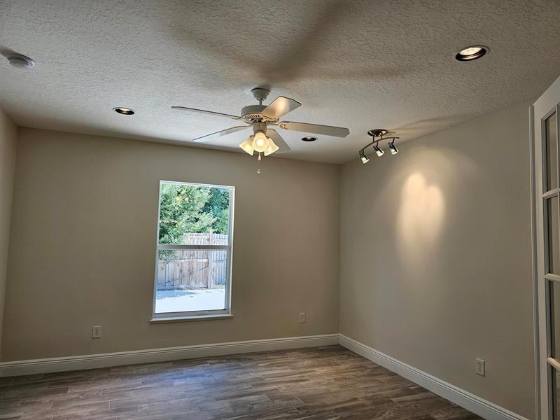 1201 East Easy Street - Photo 3 of 20