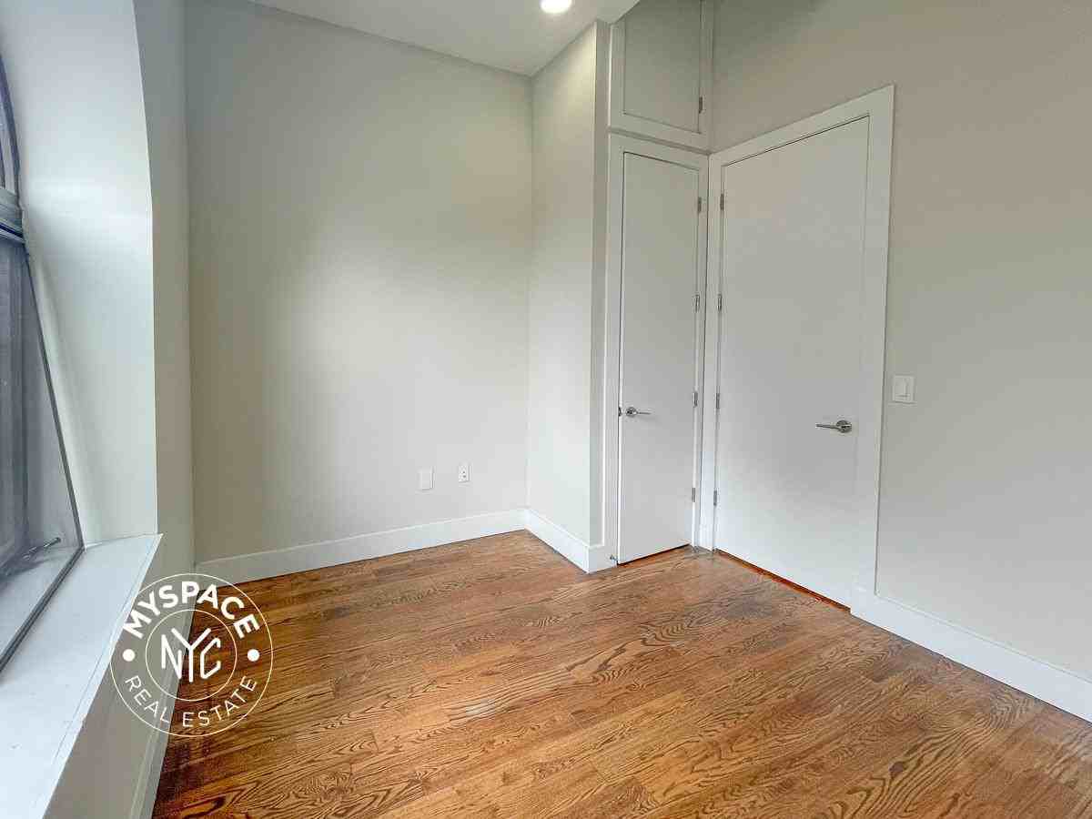 358 Palmetto Street #2c - Photo 6 of 10