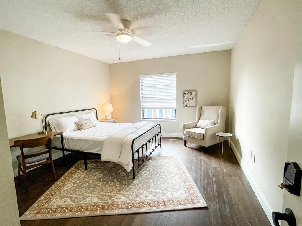 S Ridgewood Ave - Photo 4 of 6