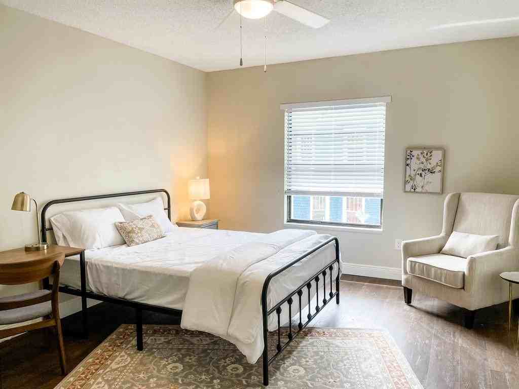 S Ridgewood Ave - Photo 6 of 6