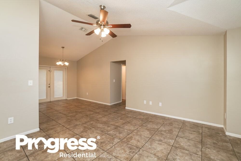 11023 Linden Dr - Photo 3 of 16