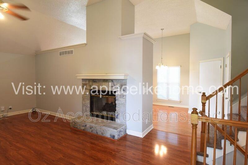 15325 Riley St - Photo 6 of 32