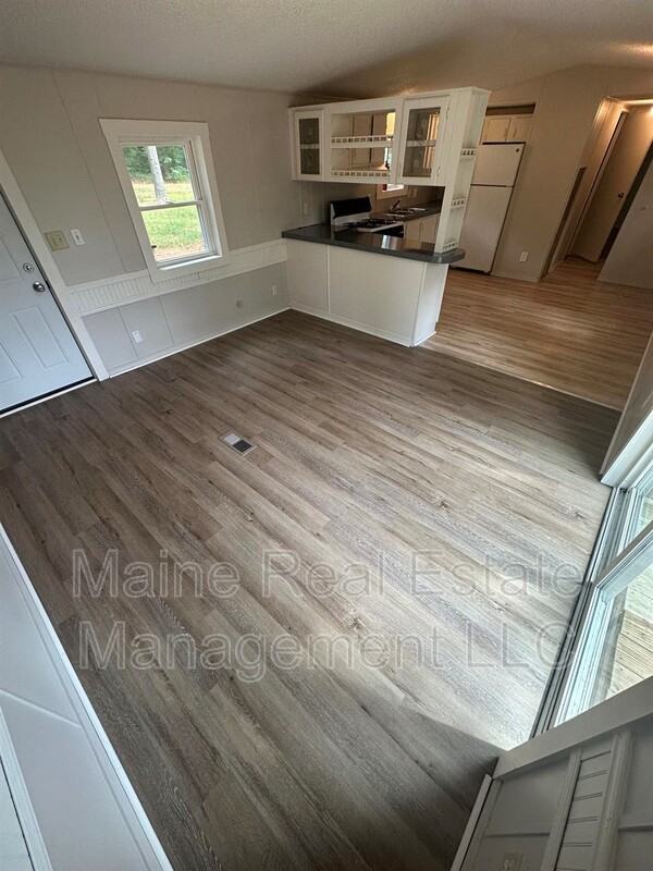 2 Park Rd - Photo 3 of 11