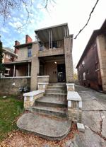 2475 Gladstone St - Photo 1 of 1