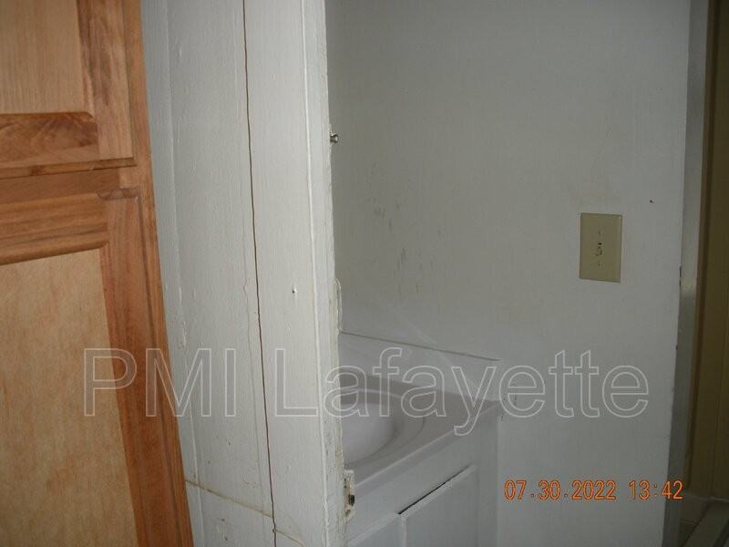 1519 1/2 Alabama St - Photo 2 of 9