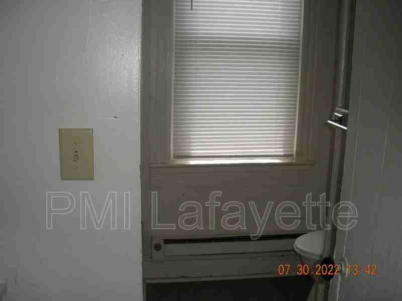 1519 1/2 Alabama St - Photo 3 of 9