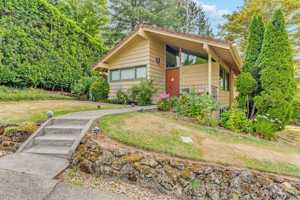 featured image of 4426 Sw 34th Ave