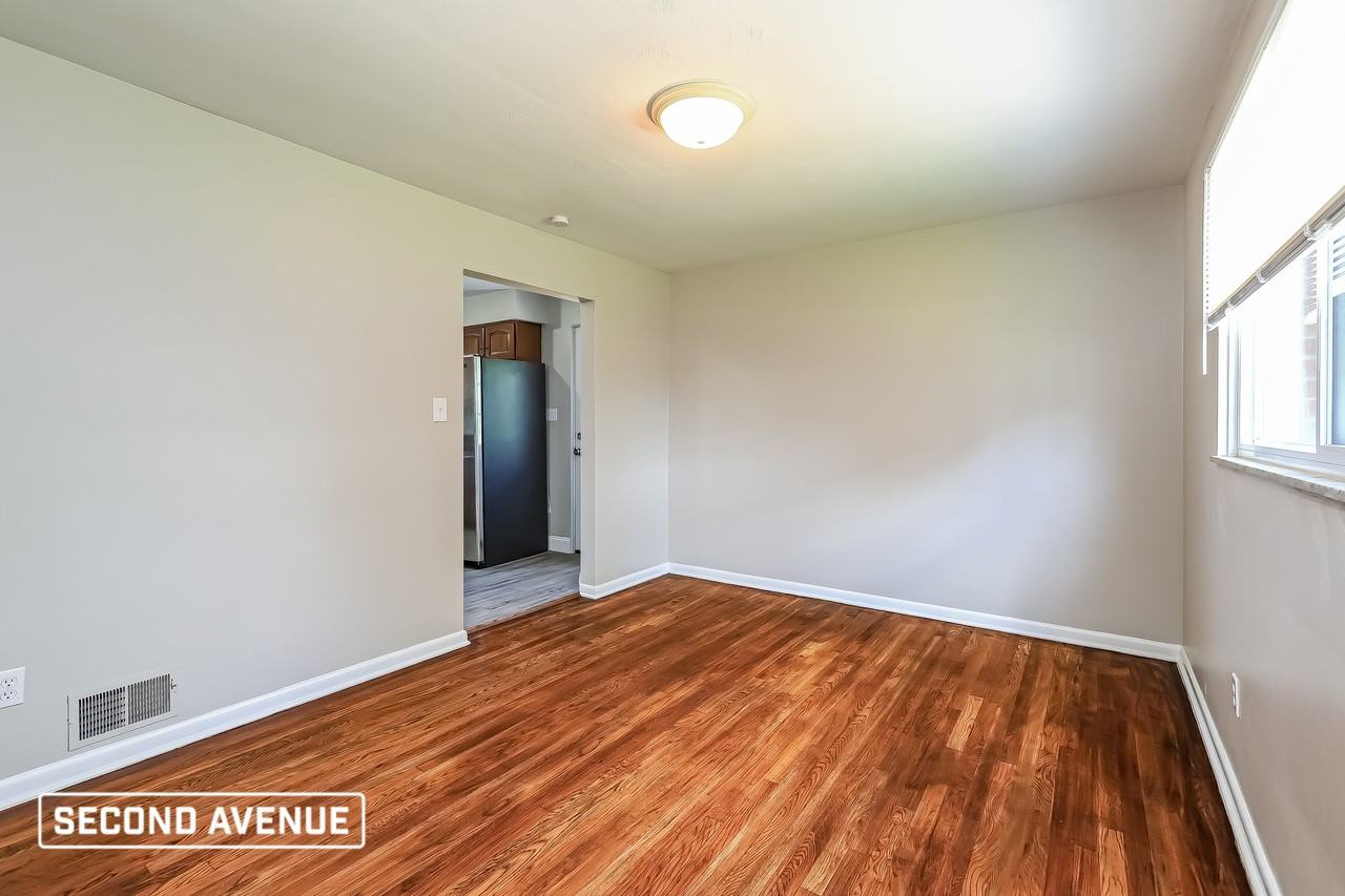 288 Jerry Ln - Photo 3 of 13
