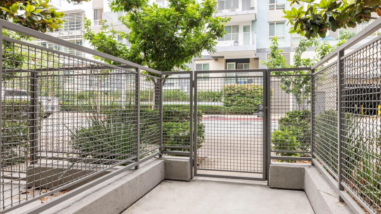 Sakura Crossing - Photo 2 of 50