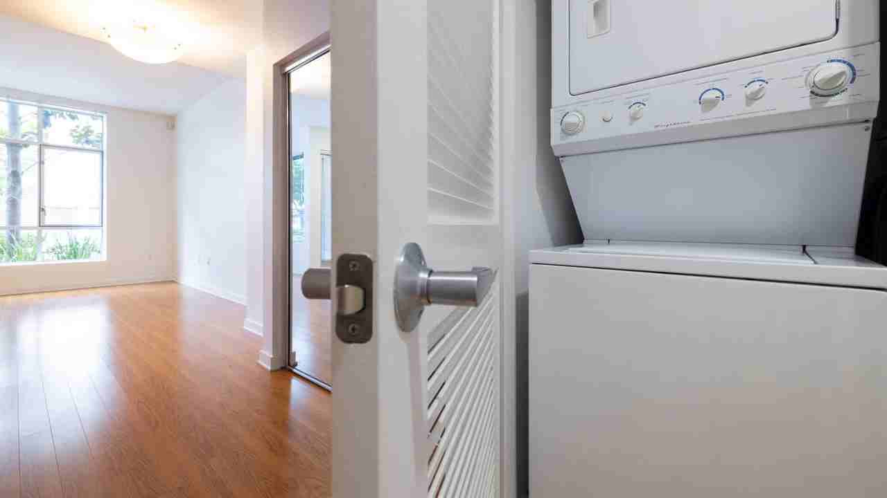 Sakura Crossing - Photo 6 of 50