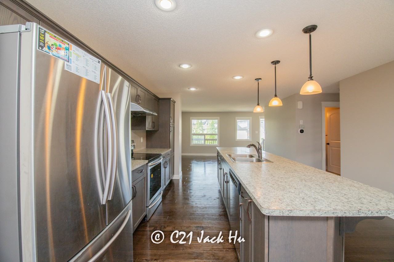 1123 160 Street Southwest - Photo 6 of 22