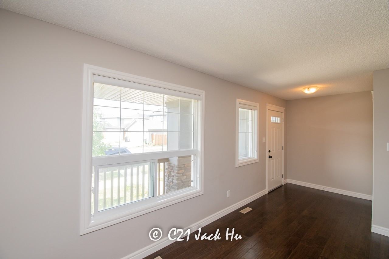 1123 160 Street Southwest - Photo 4 of 22
