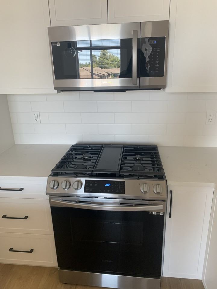 7506 199A Street - Photo 3 of 10