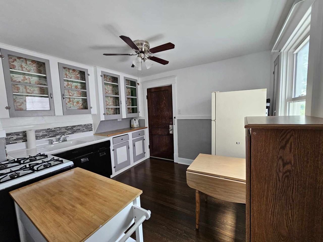 81 Allegany Street - Photo 2 of 17