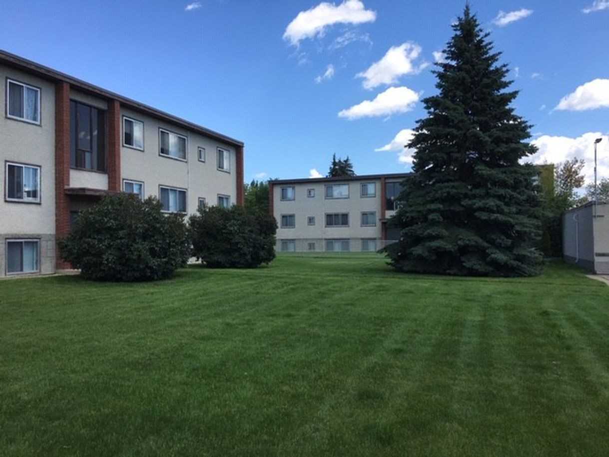Cambridge Place Apartments 11615 113 Ave Nw, Edmonton, AB T5G 0J7