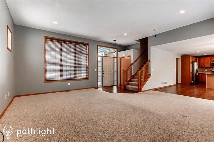 1187 3rd St Sw - Photo 3 of 17