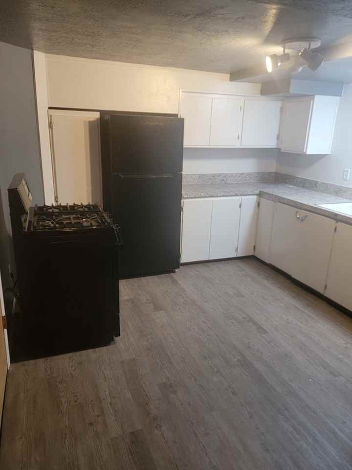1430 Boughton St #1 - Photo 2 of 9