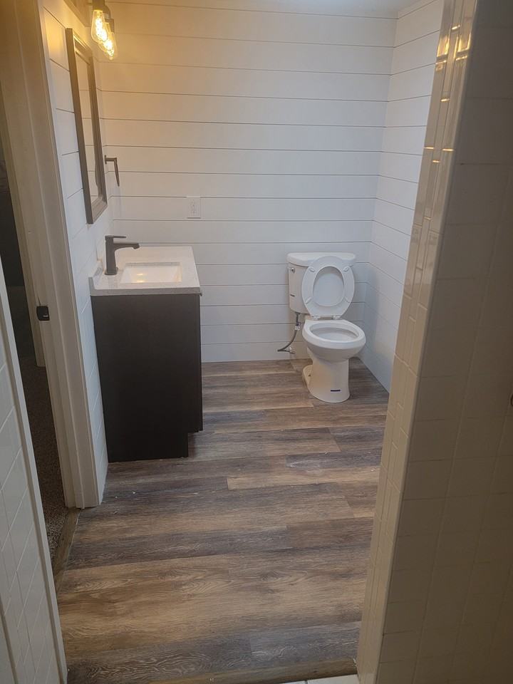 1430 Boughton St #1 - Photo 3 of 9