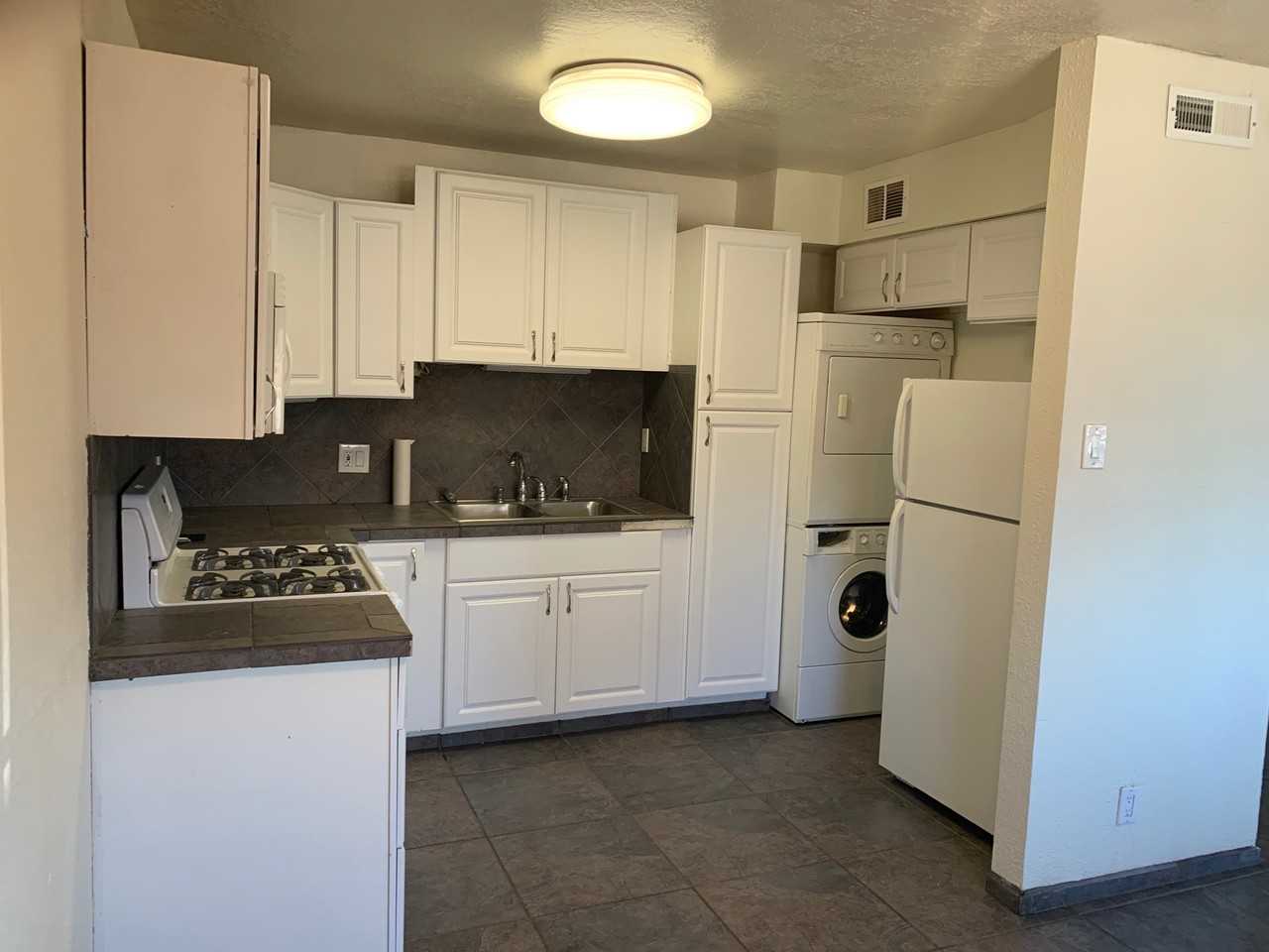 336 Cagua Dr Ne #NA - Photo 2 of 12